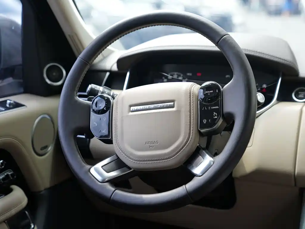 Land Rover Range Rover — миниатюра 10