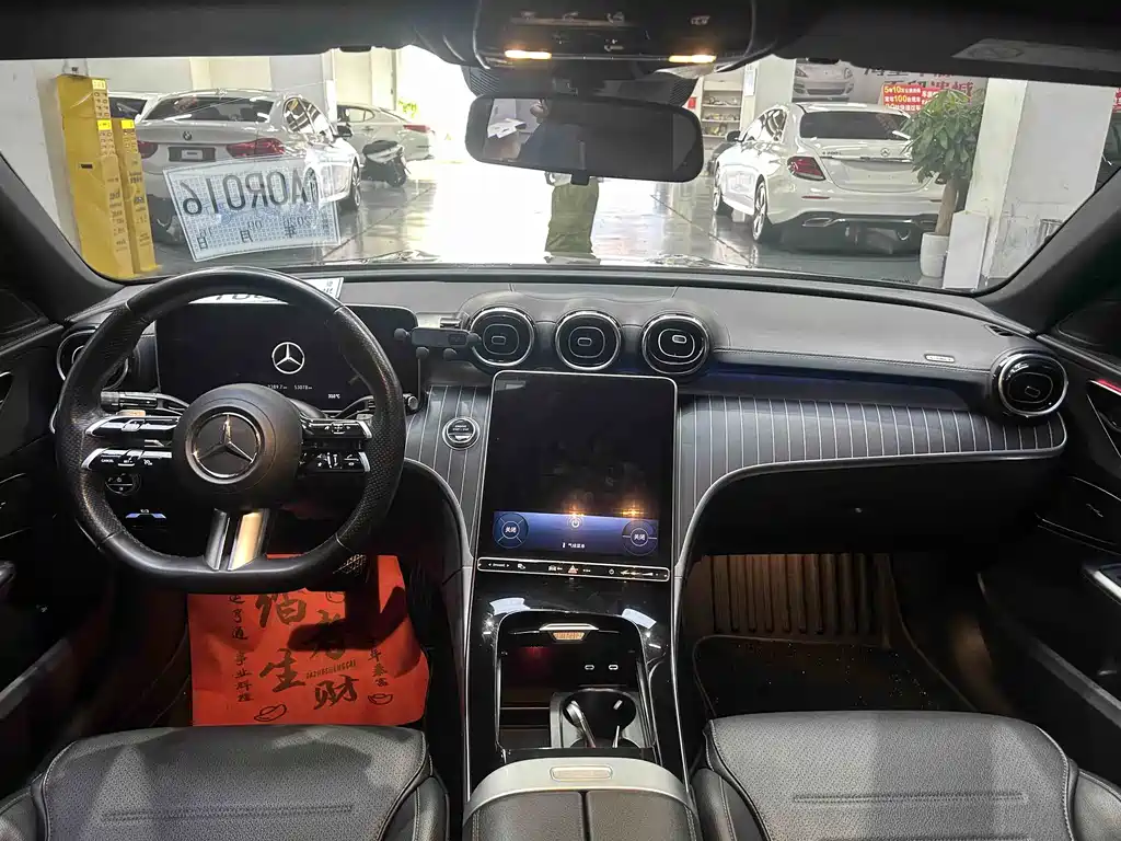 Mercedes-Benz C-Class — миниатюра 5