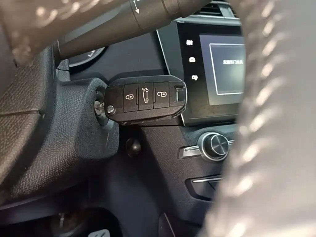 Peugeot 408 — миниатюра 9