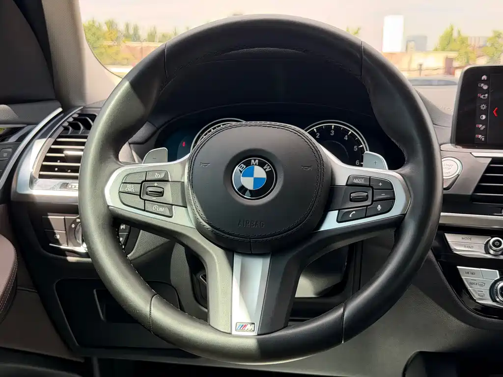 BMW X3 — миниатюра 14