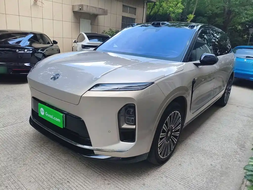 NIO ES8 — миниатюра 2