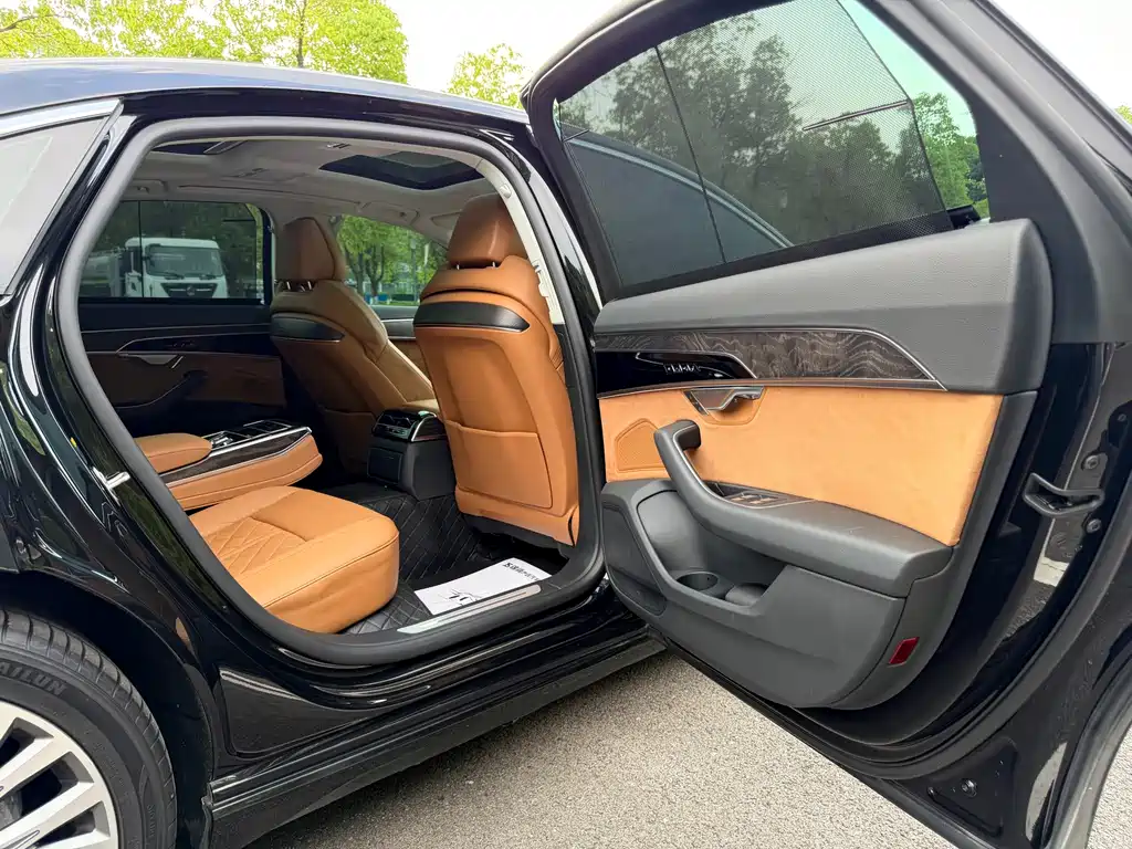 Audi A8 — миниатюра 21
