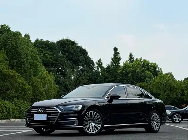 2021 Audi A8