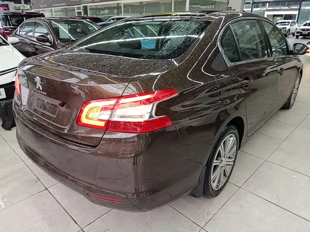 Peugeot 408 — миниатюра 7
