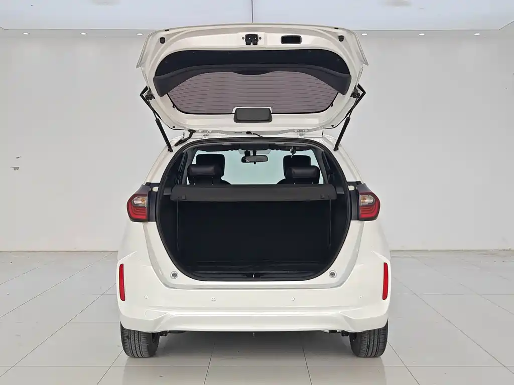 Honda Fit — миниатюра 24