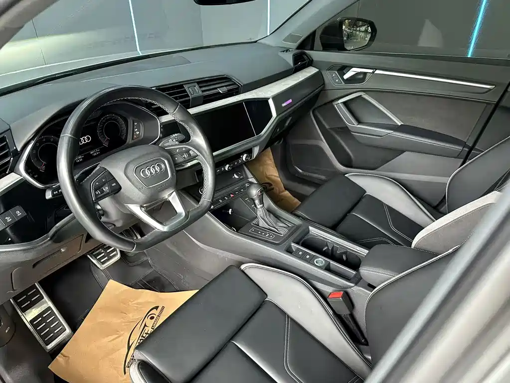 Audi Q3 — миниатюра 11