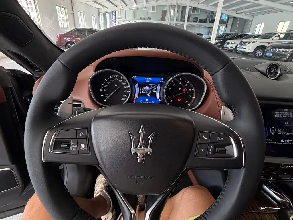 Maserati Levante — миниатюра 11