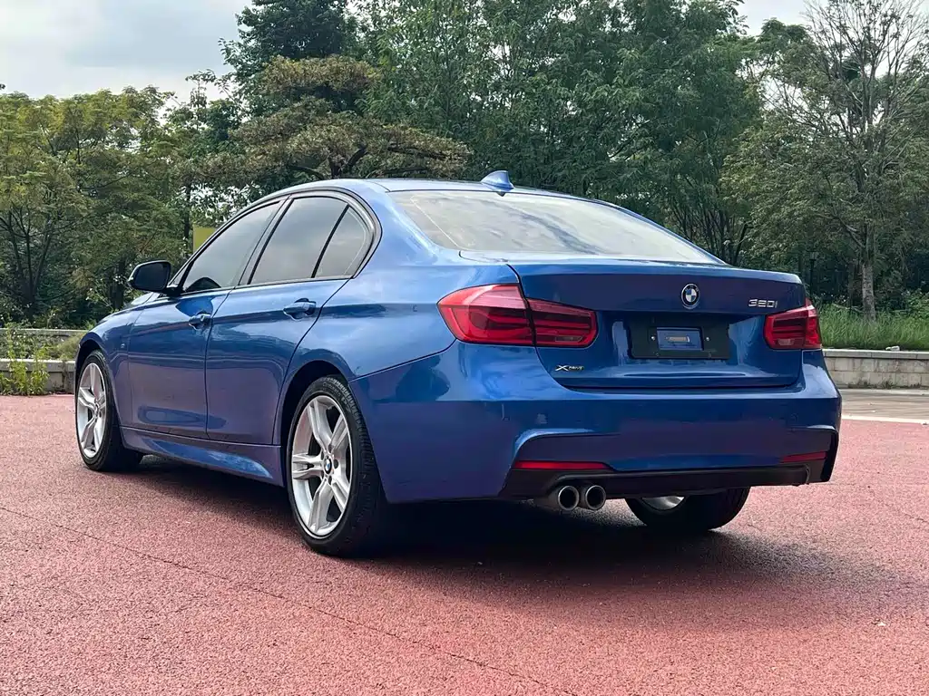 BMW 3 Series — миниатюра 4