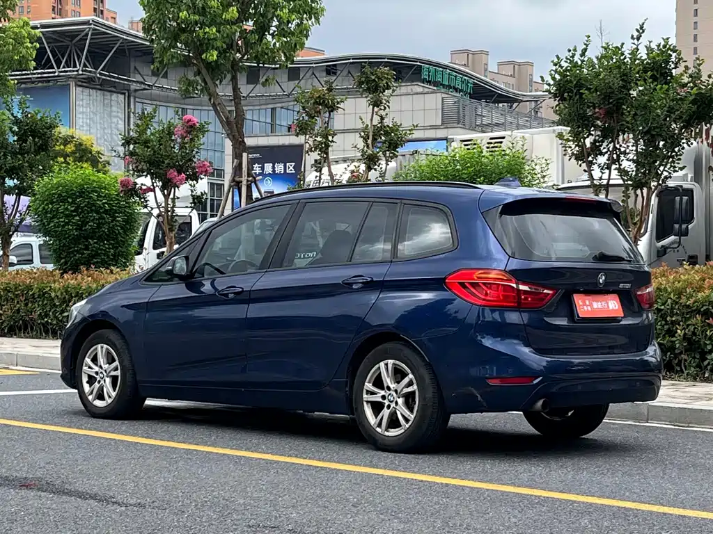 BMW 2 Series Gran Tourer — миниатюра 4