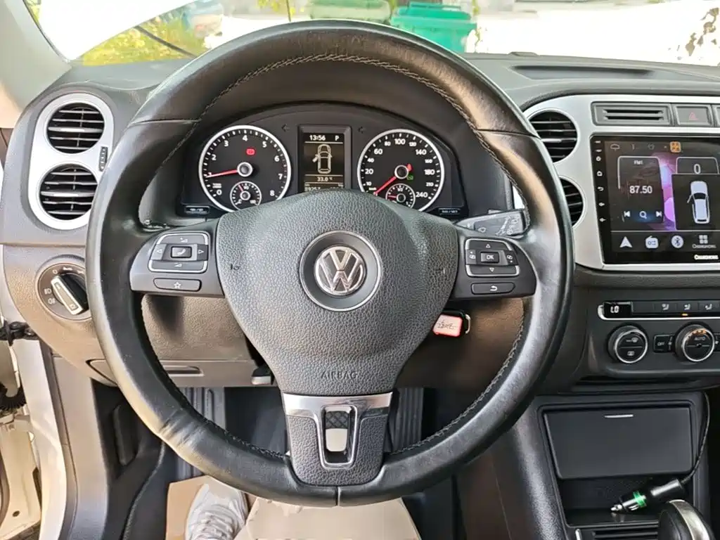 Volkswagen Tiguan — миниатюра 11