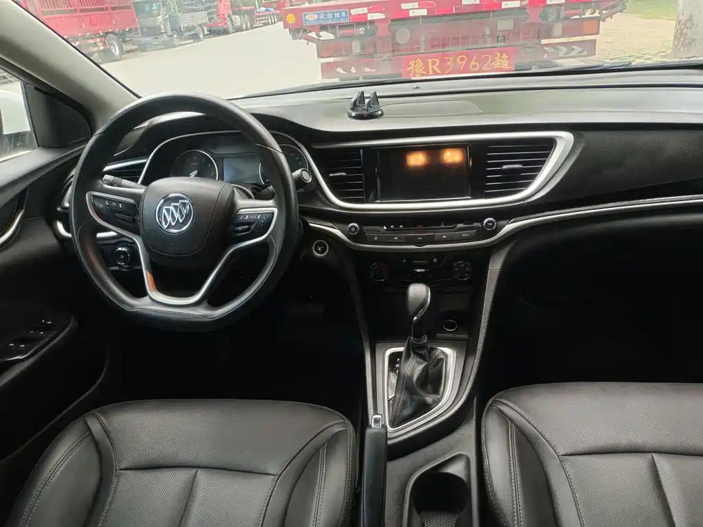 Buick Excelle — миниатюра 6