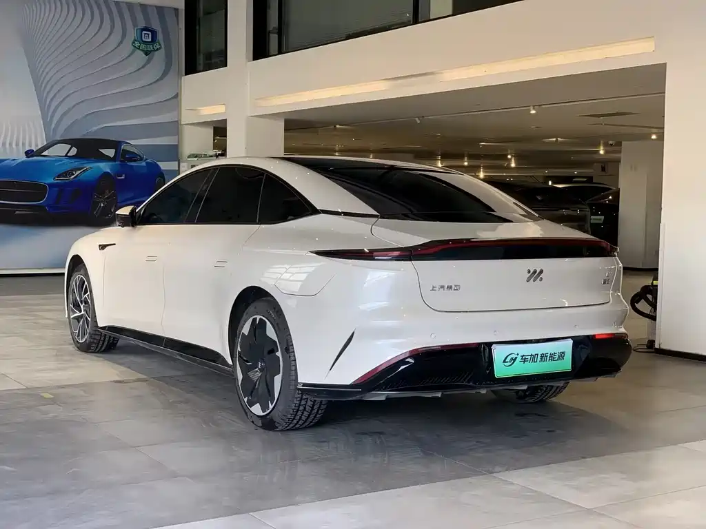 ZHIJI AUTOMOBILE ZHIJI L7