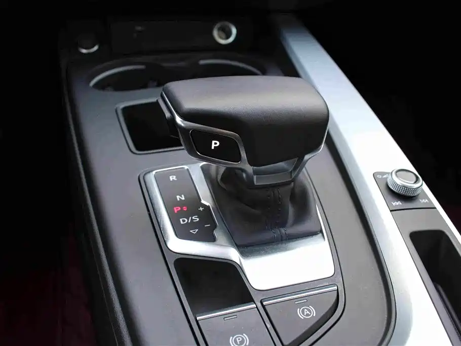 Audi A4L — миниатюра 11