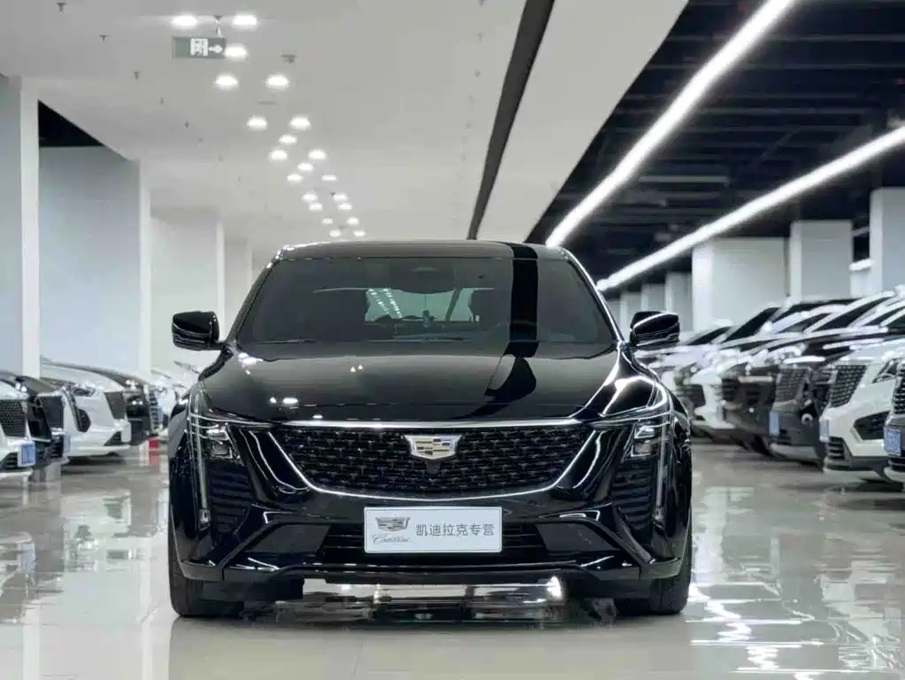 Cadillac CT5 — миниатюра 2