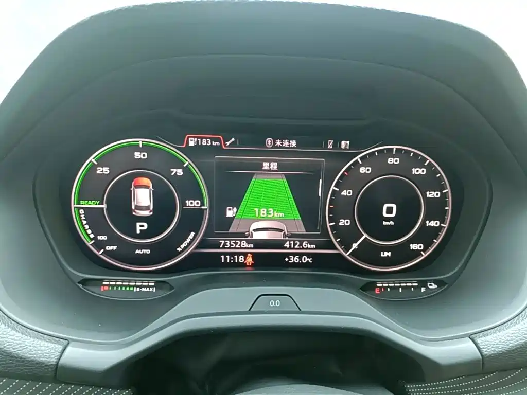 Audi Q2L e-tron — миниатюра 12