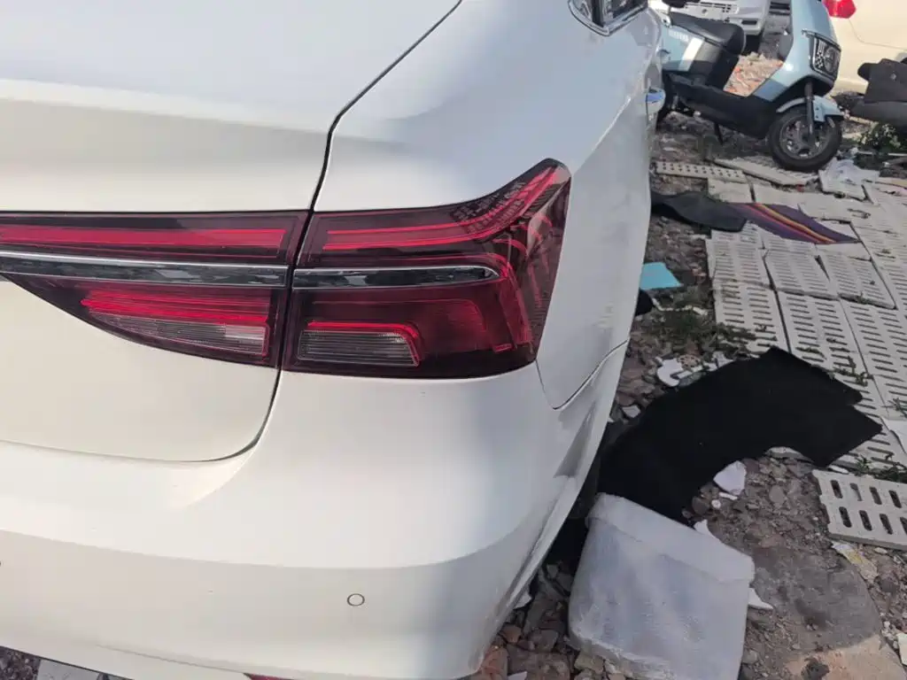 Roewe Roewe i6 Classic — миниатюра 8