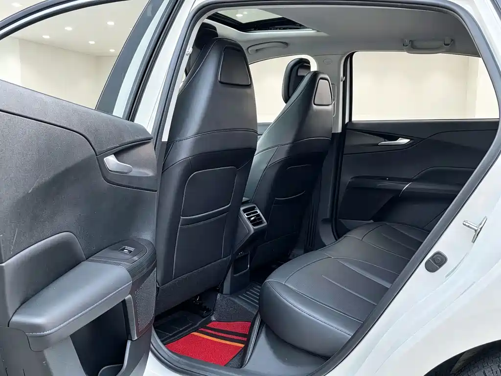 Changan Eado — миниатюра 7