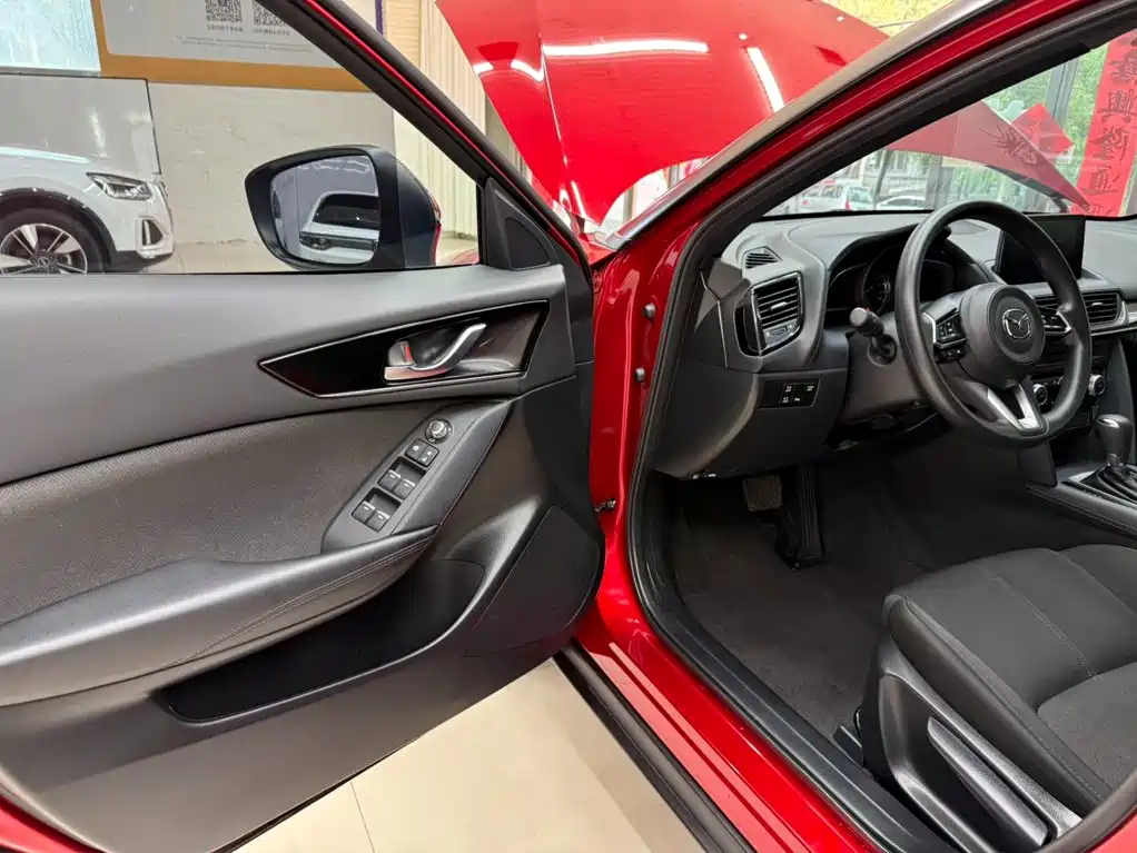 Mazda CX-4 — миниатюра 8