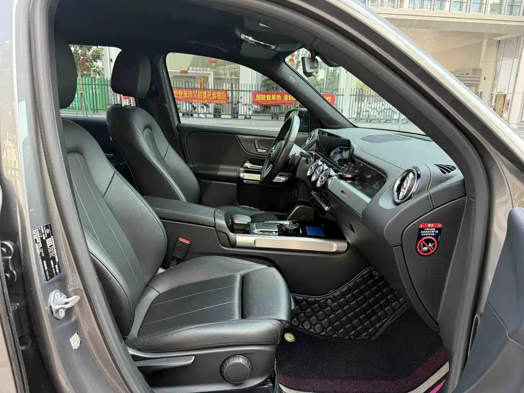 Mercedes-Benz GLB 2021 GLB 200