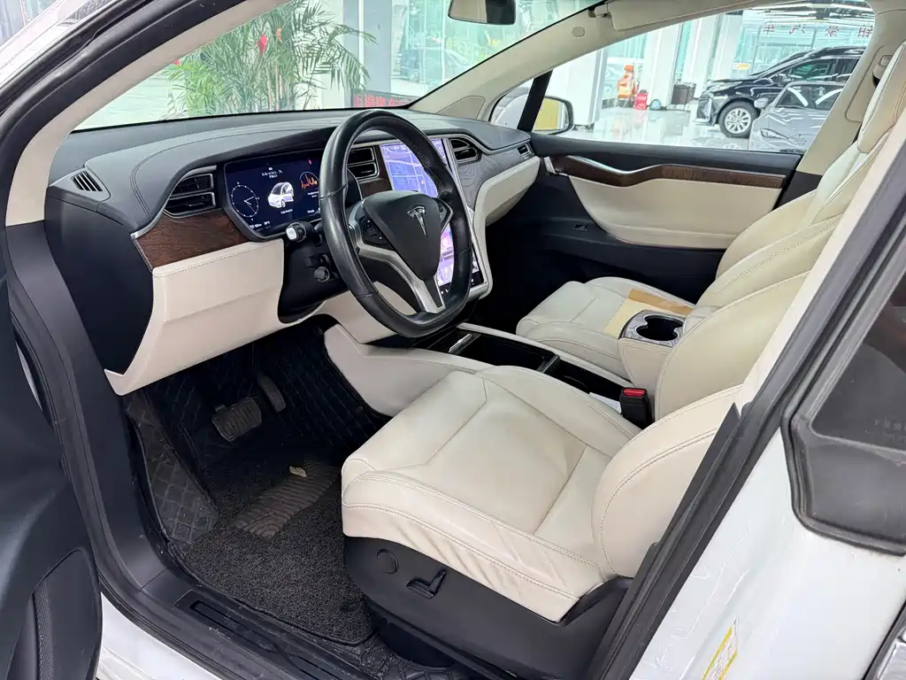 Tesla Model X 2016 Model X 75D