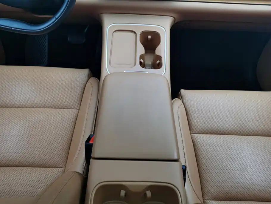 Leapmotor Leapmotor C10 — миниатюра 16
