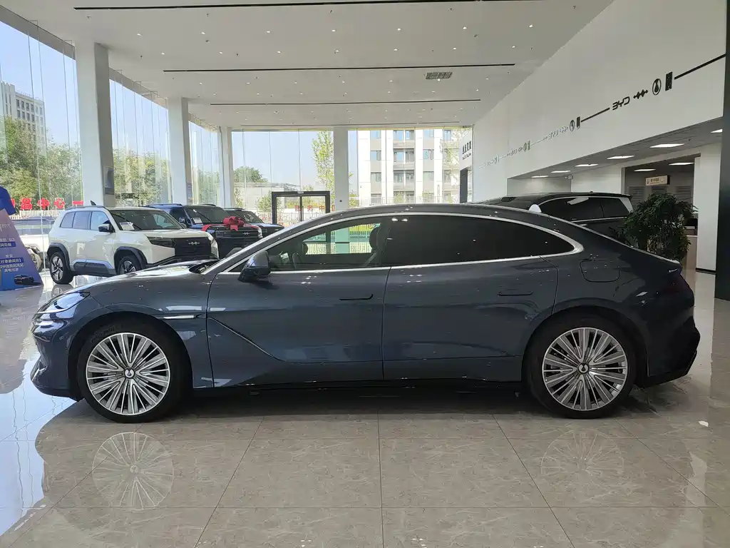 Denza Z9 2024 1100km Ultra