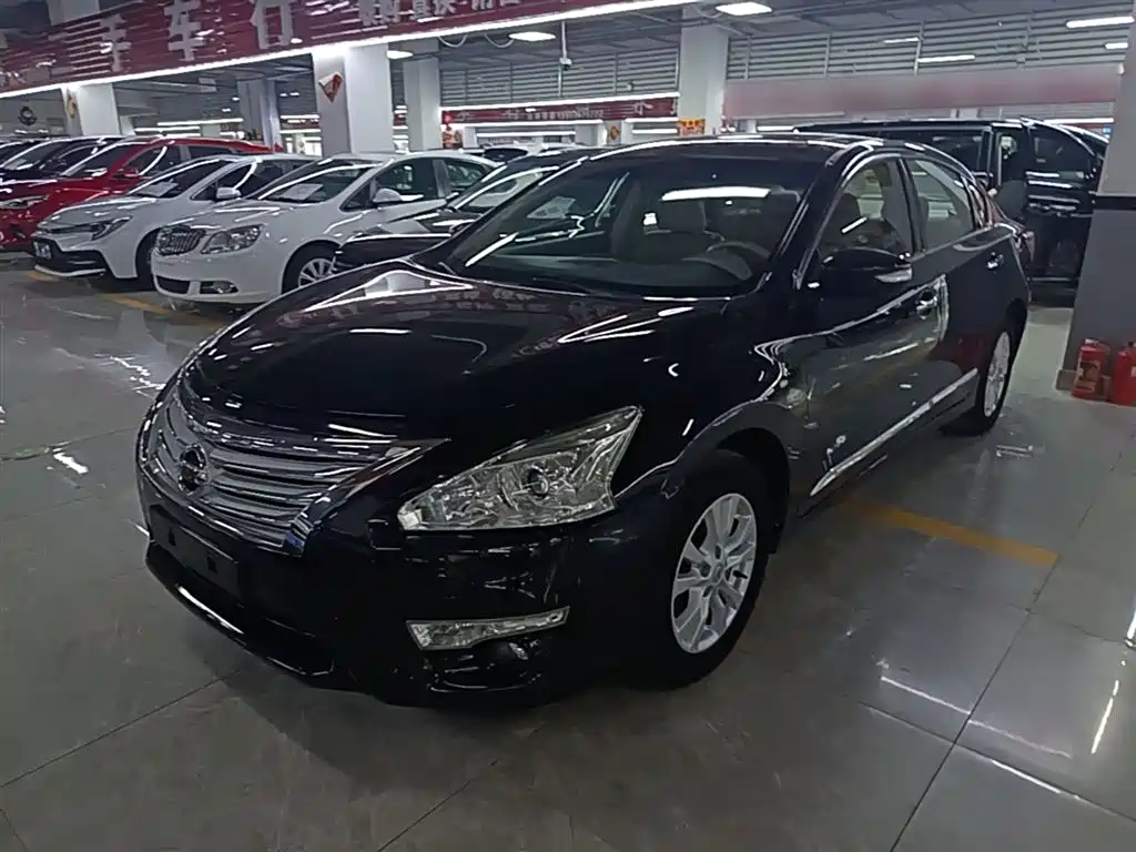 Купить Nissan Teana