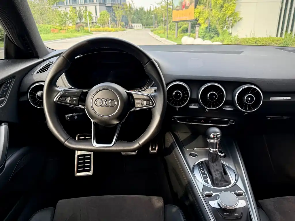 Audi TT — миниатюра 15