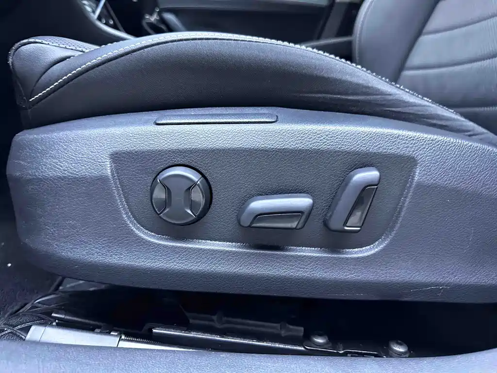 Skoda Superb — миниатюра 20