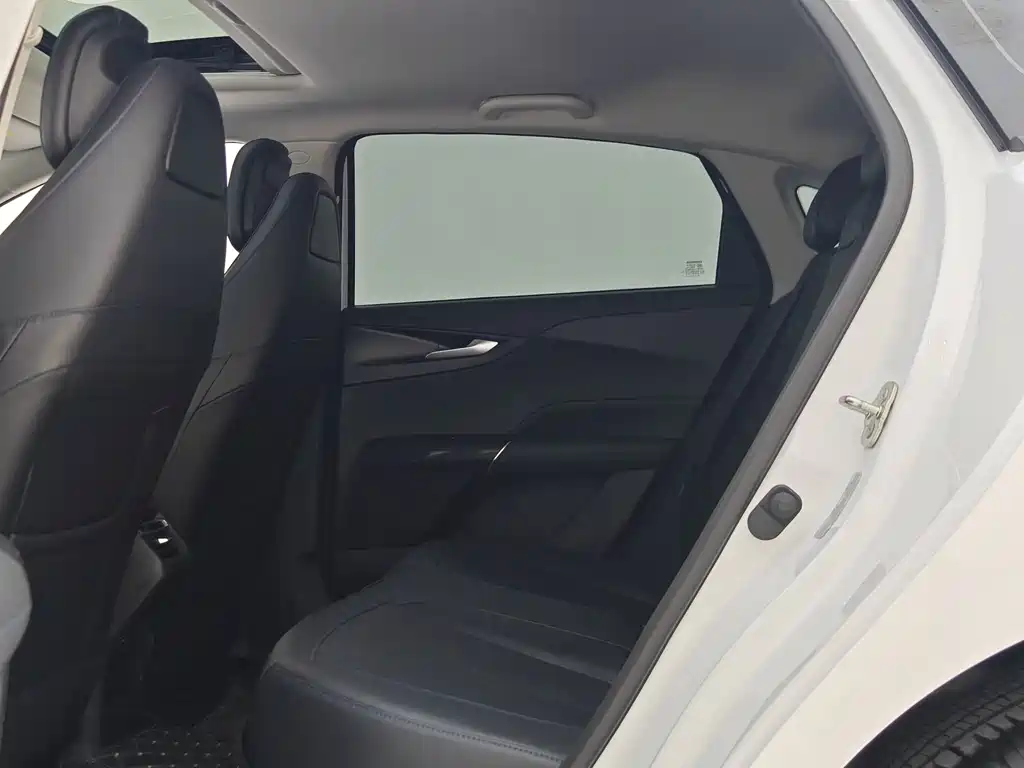 Changan Yida — миниатюра 8