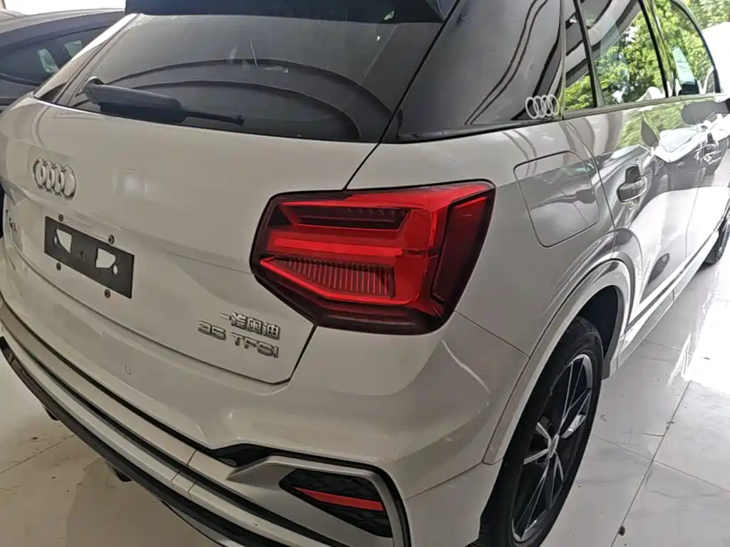 Audi Q2L — миниатюра 8