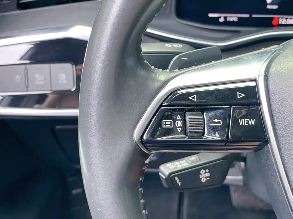 Audi A6L — миниатюра 18