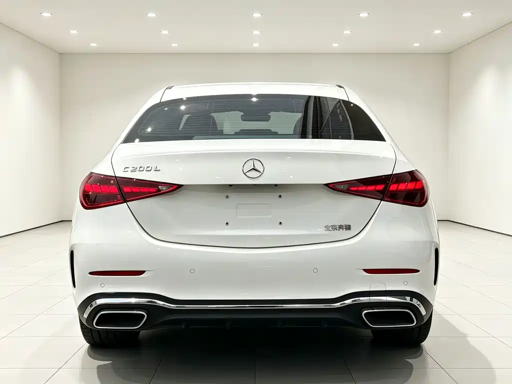 Mercedes-Benz C-Class — миниатюра 8