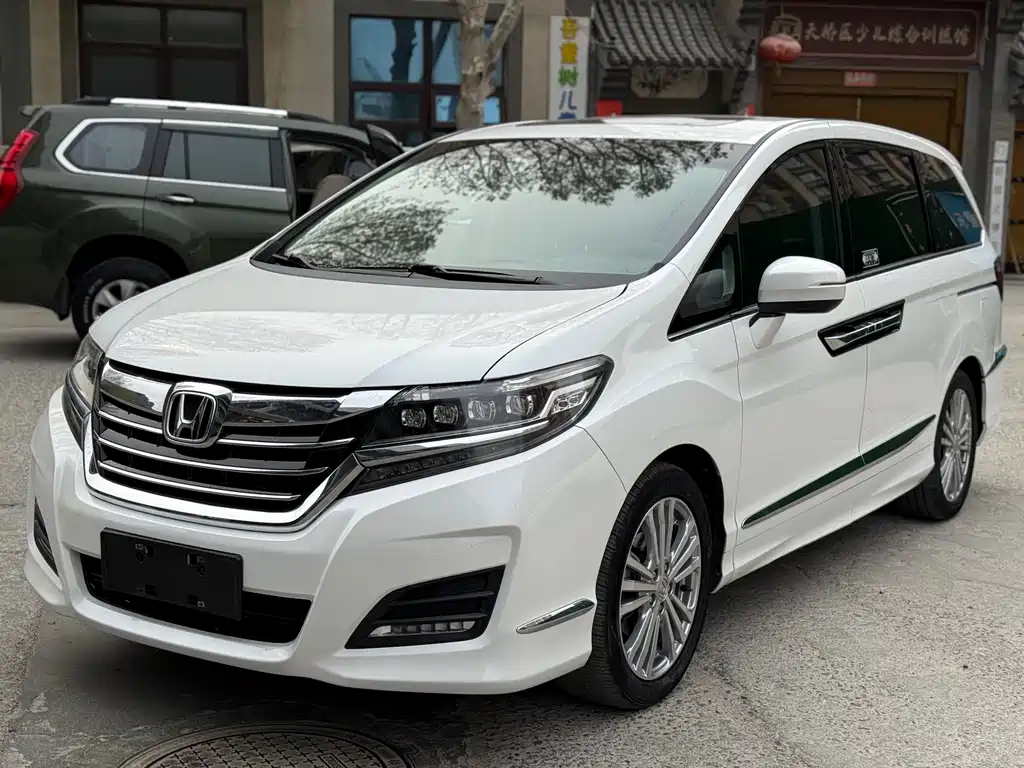 Honda Elysion 2017