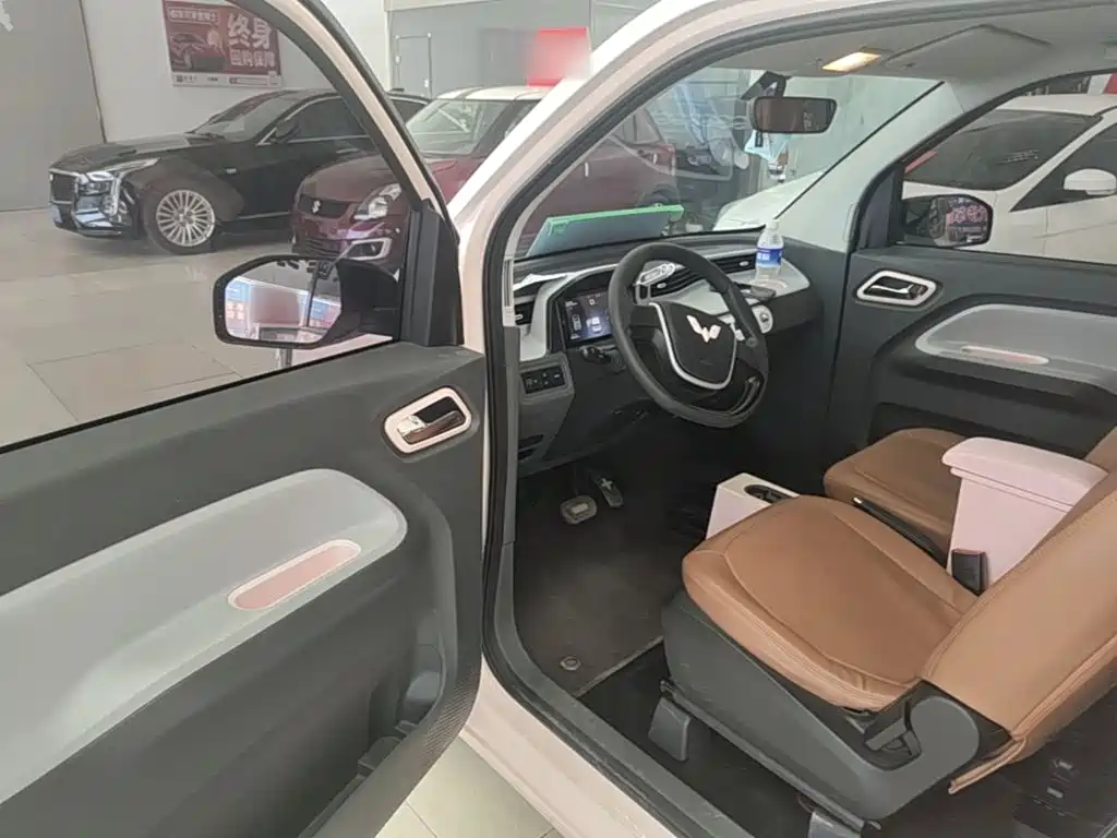 Wuling MINIEV — миниатюра 16