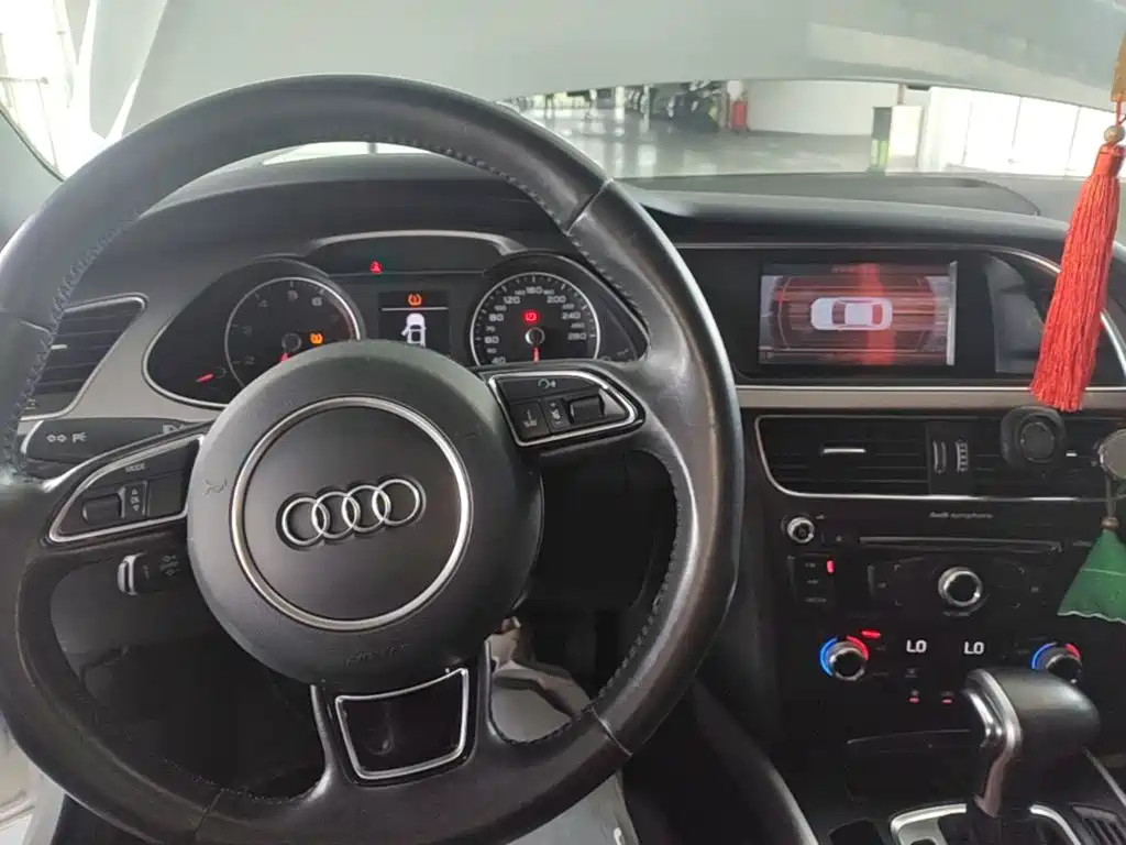Audi A4L — миниатюра 10