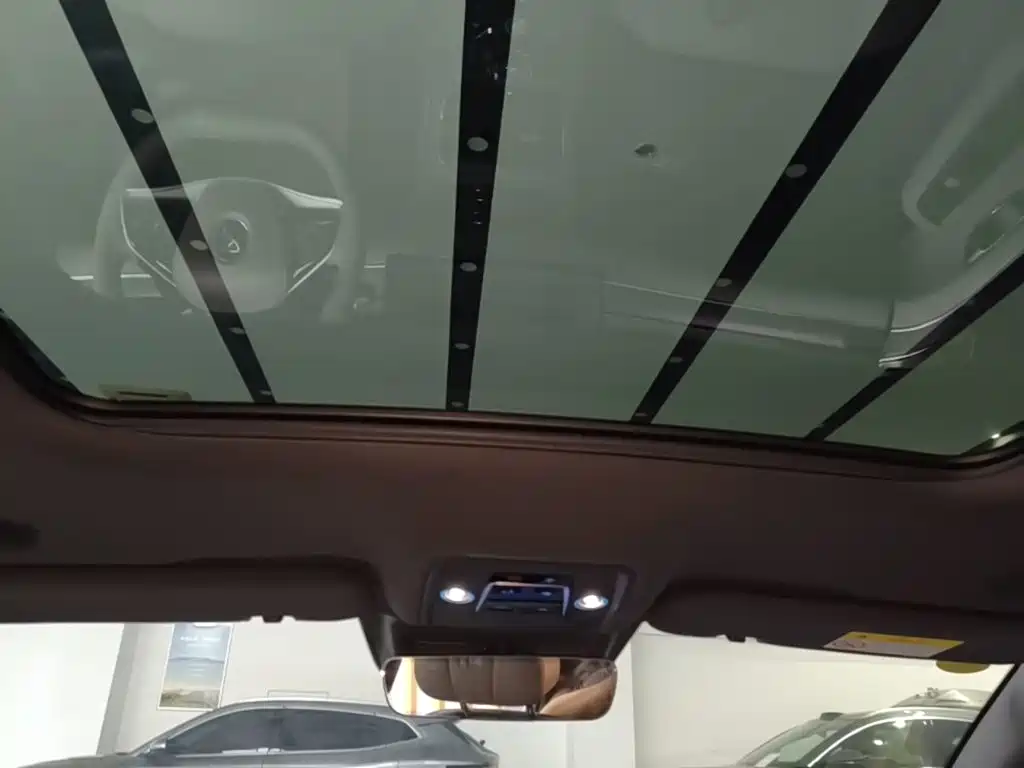 BYD Han — миниатюра 18