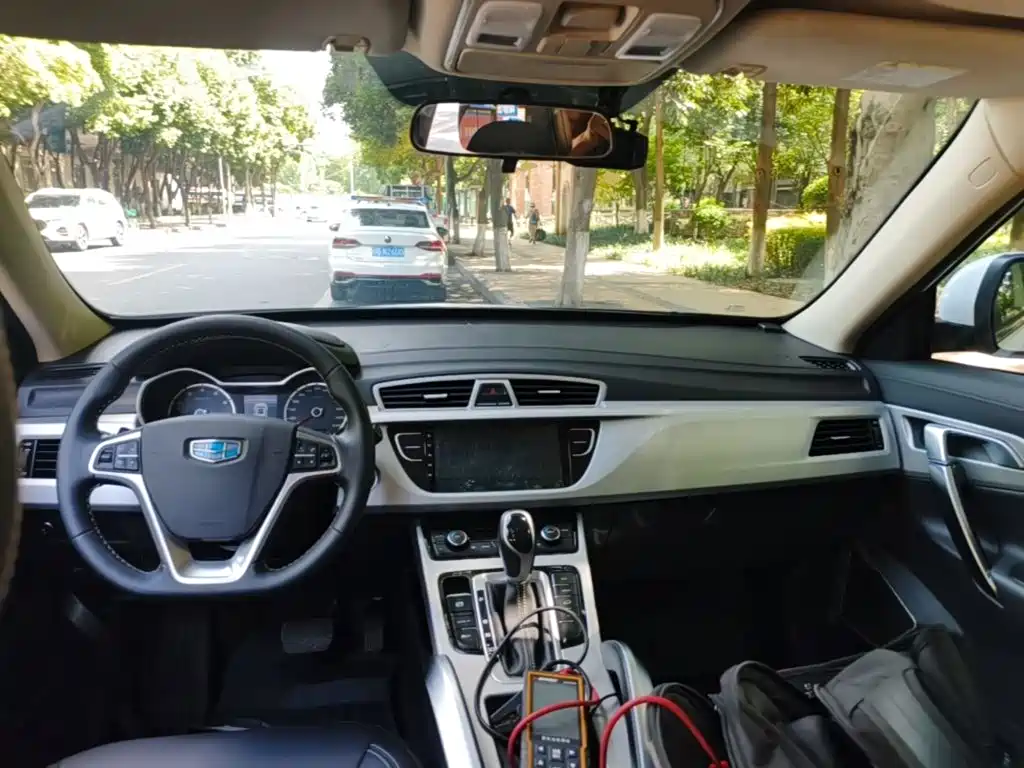 Geely Boyue — миниатюра 6
