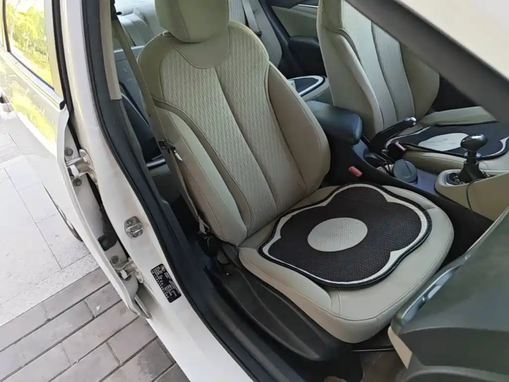 Buick Excelle — миниатюра 25