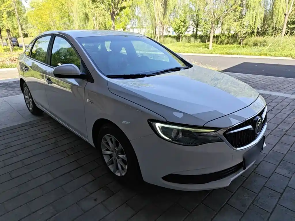Buick Excelle — миниатюра 4