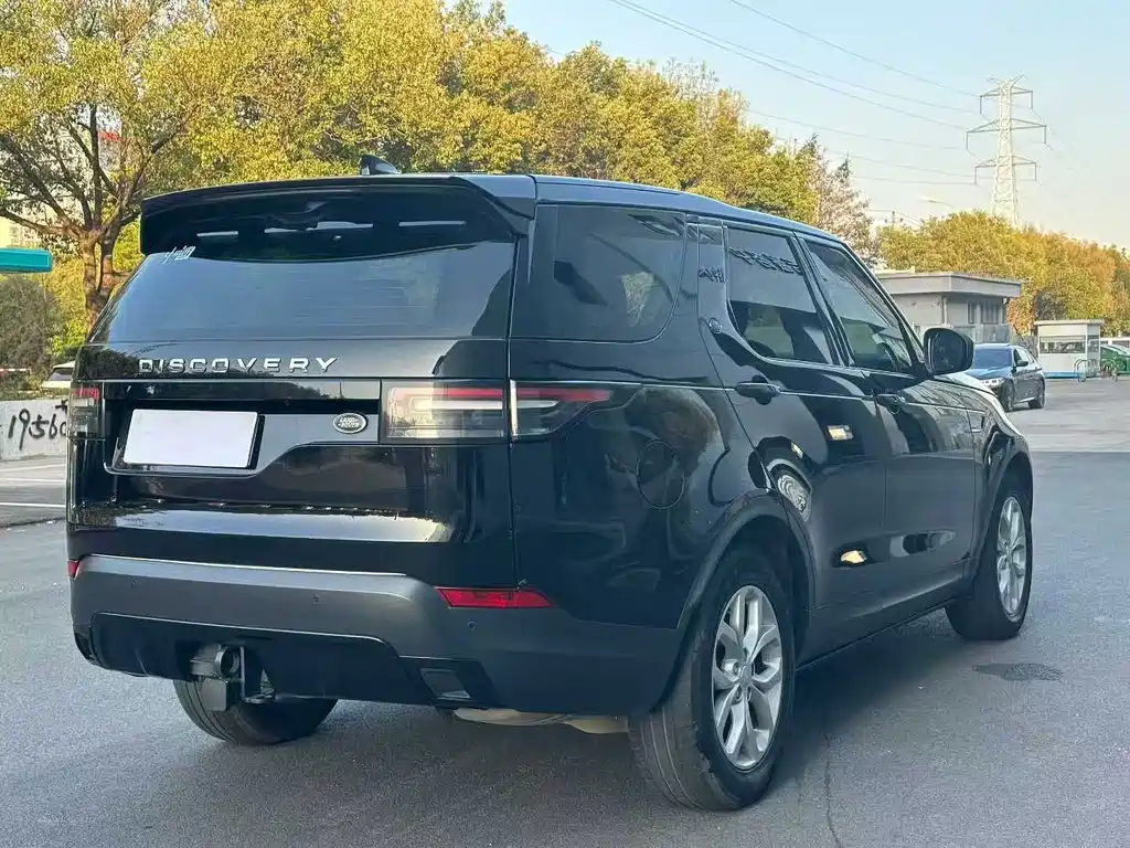 Land Rover Discovery 2018 2.0T SE