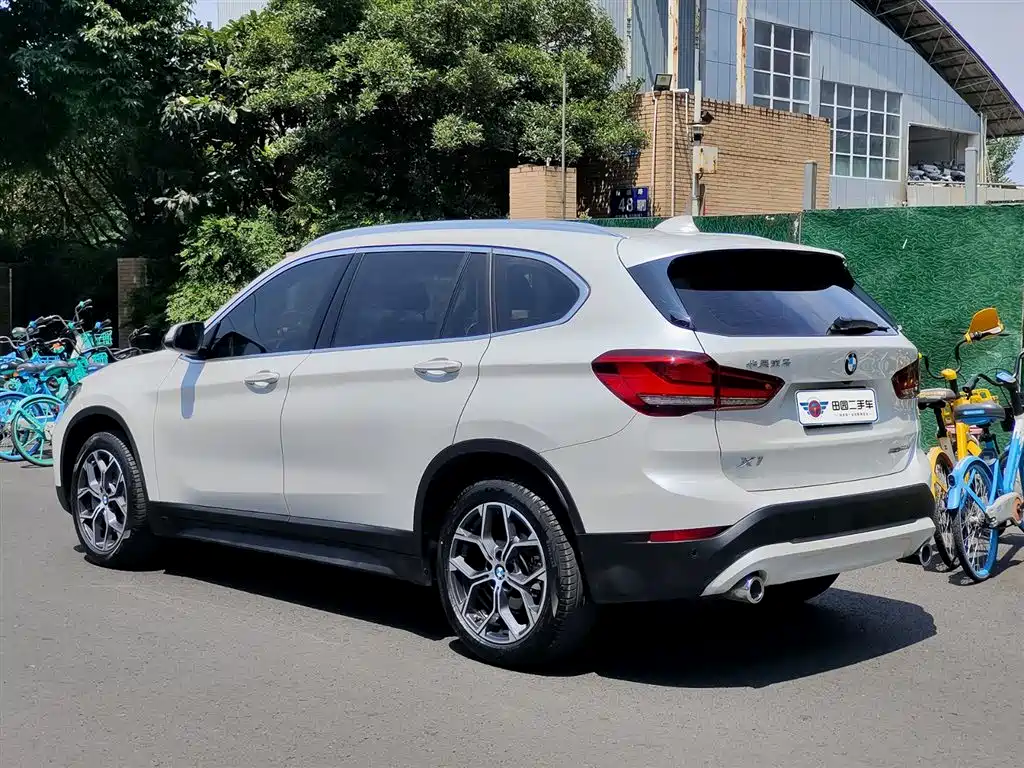 BMW X1 2022 sDrive25Li Lead