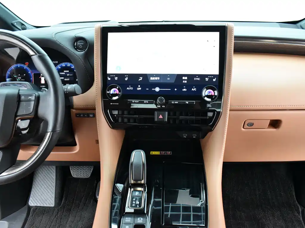 Toyota Alphard — миниатюра 9