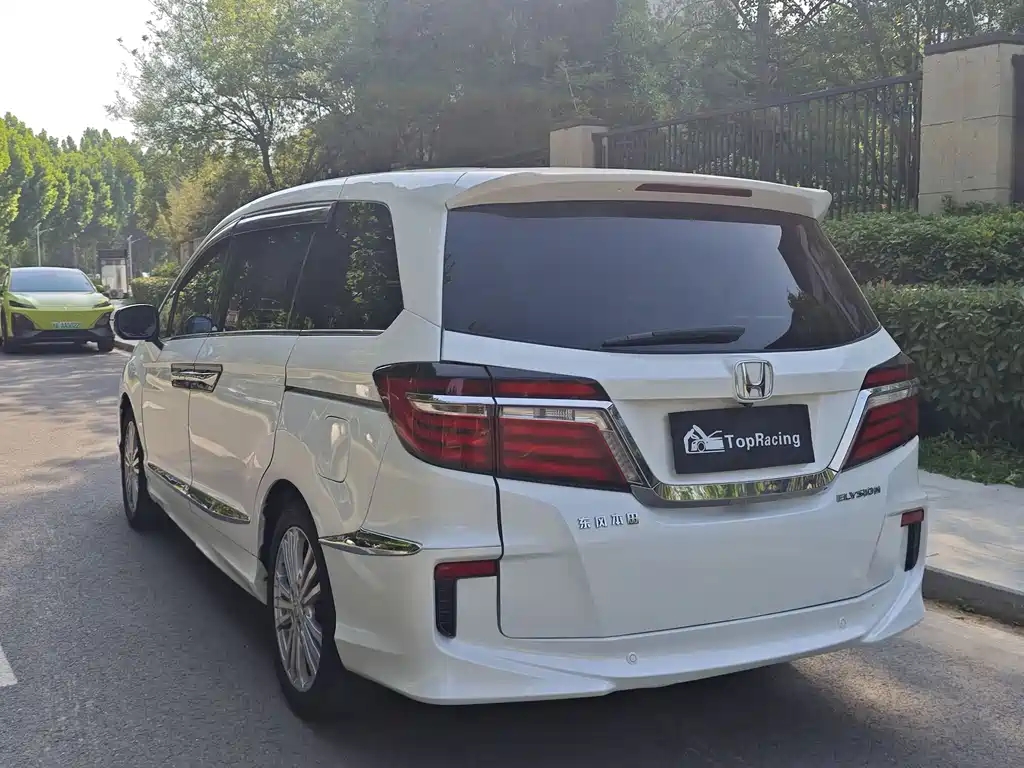 Honda Elysion 2016 2.4L Luxury