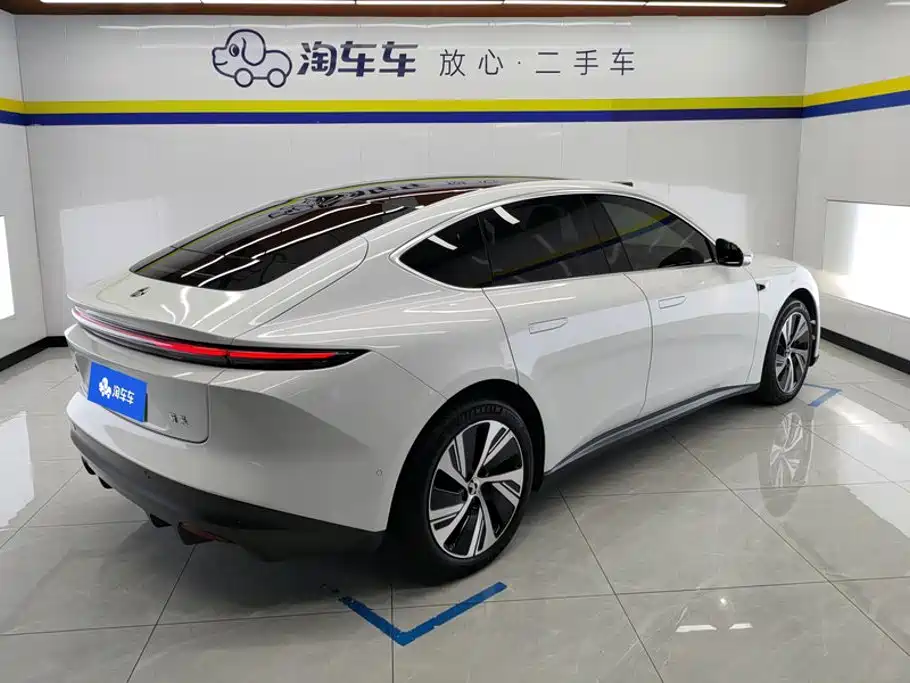 NIO ET5 — миниатюра 3