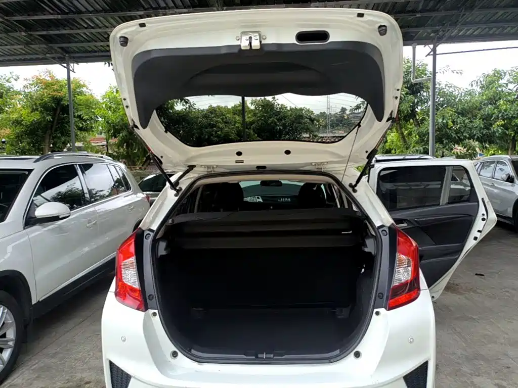 Honda Fit — миниатюра 19