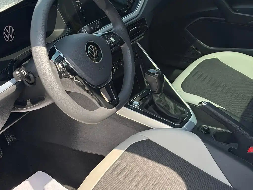 Volkswagen Polo 2023 Plus 1.5L AT