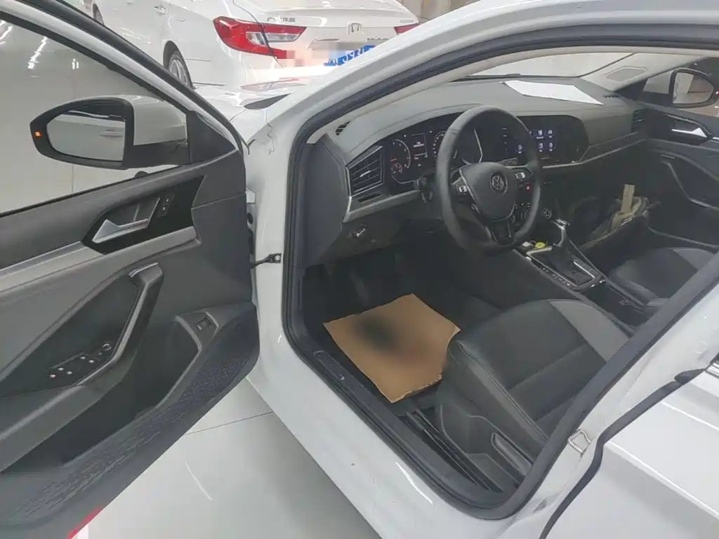 Volkswagen Sagitar — миниатюра 16