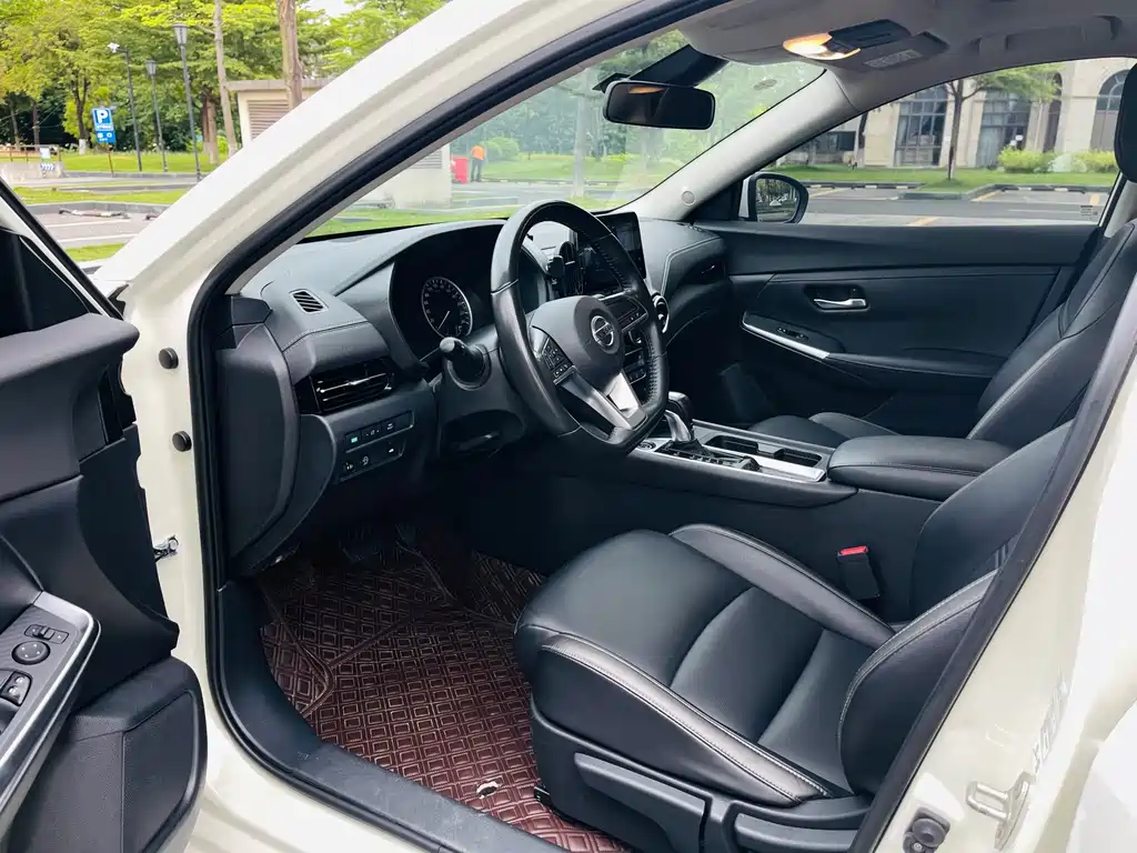 Nissan Sylphy — миниатюра 8