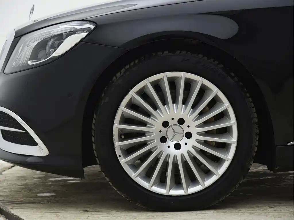 Mercedes-Benz S-Class — миниатюра 5